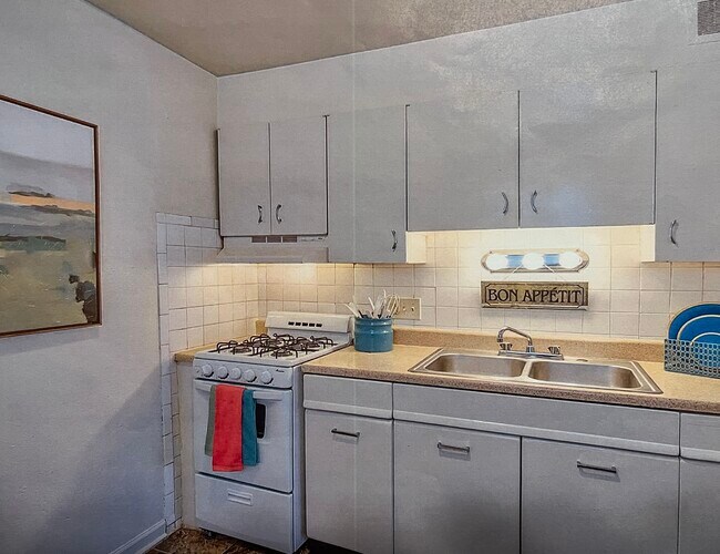 Marina Centre Apartments Apartments 700 Marina Dr Saint Charles, MO