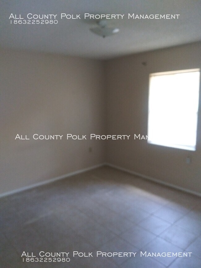 Foto del edificio - Nice Apartment For Rent in Central Lakeland