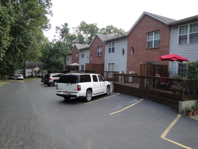 Building Photo - Sharon Woods Apartments