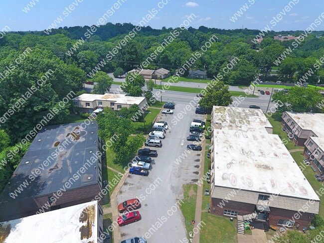 Building Photo - 441 Harding Pl