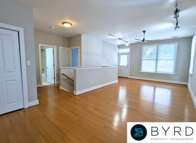 Foto del edificio - 1512 Porter St