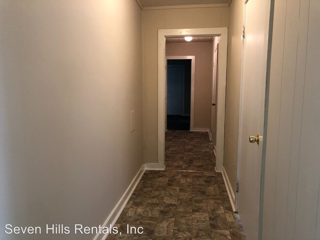 Foto del edificio - 2415 Maple Rd SE