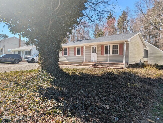 Foto del edificio - 73 S Shore Dr