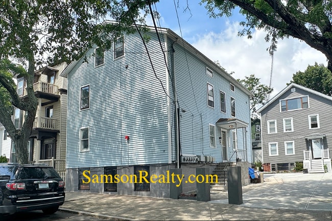 Building Photo - 18 Fremont St