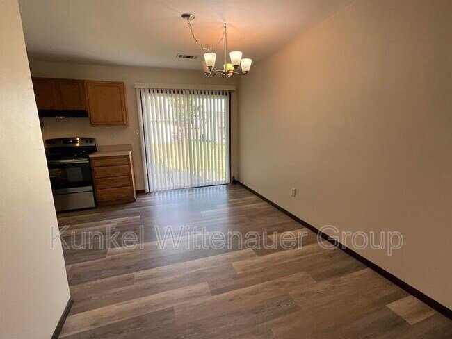 Foto del edificio - 712 Oxen Ct