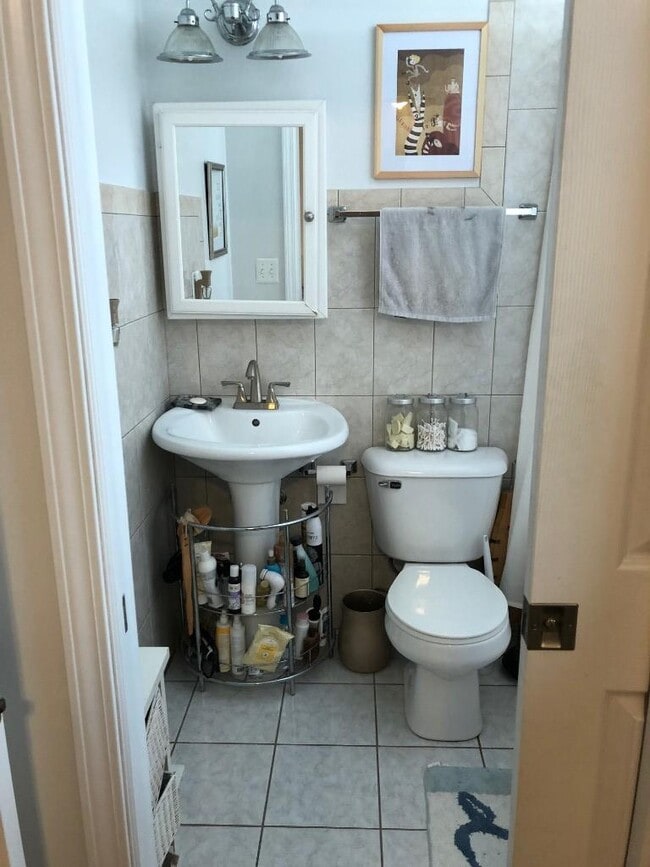 Foto del edificio - 1348 N Cleaver St