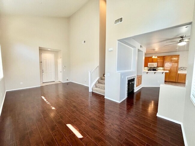 Foto del edificio - Oxnard | Seabreeze Gated Community | 3 Bedroom + 2.5 Bathroom | Corte Las Holas