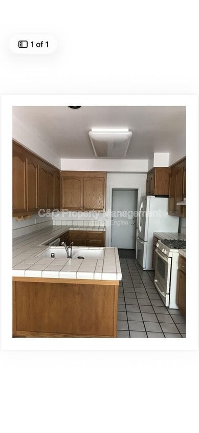 Photo - 1353 Shell Lane