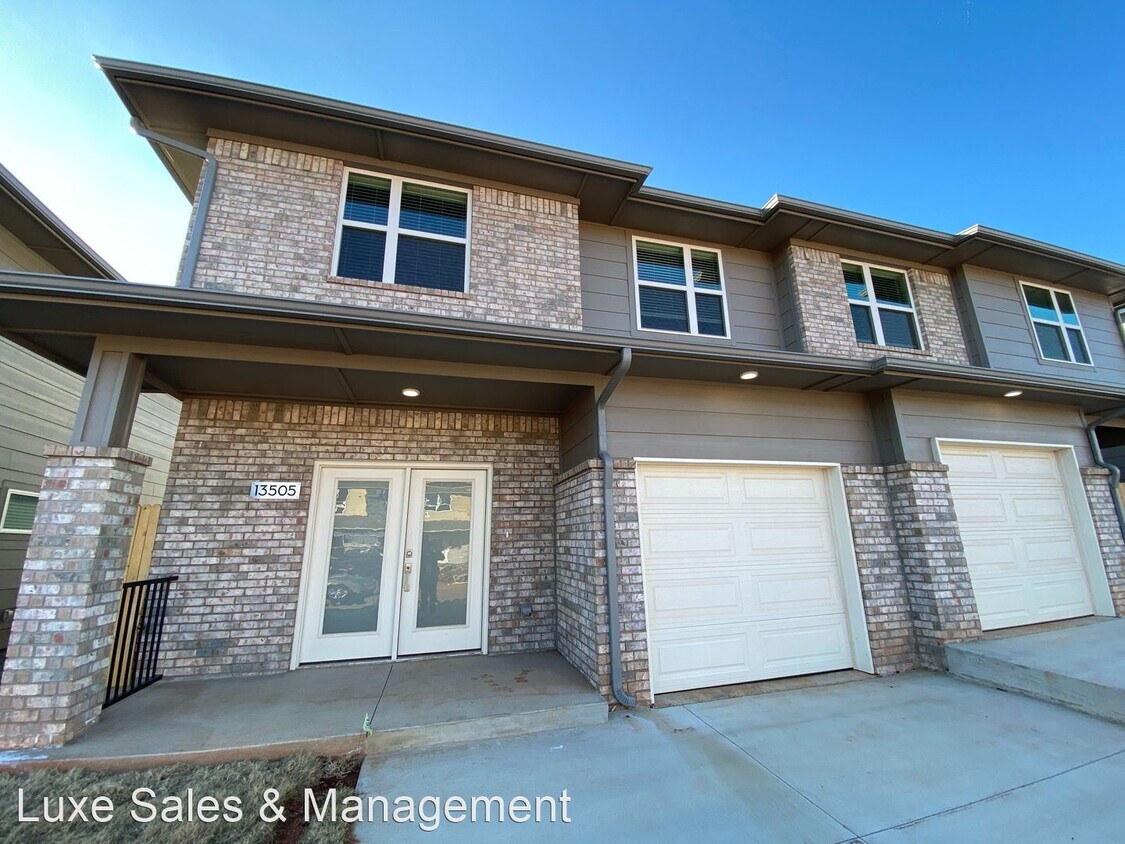 Primary Photo - 3 br, 2.5 bath House - 13505 Vinita Drive