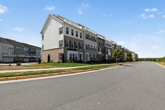 Building Photo - 17137 Branched Oak Rd