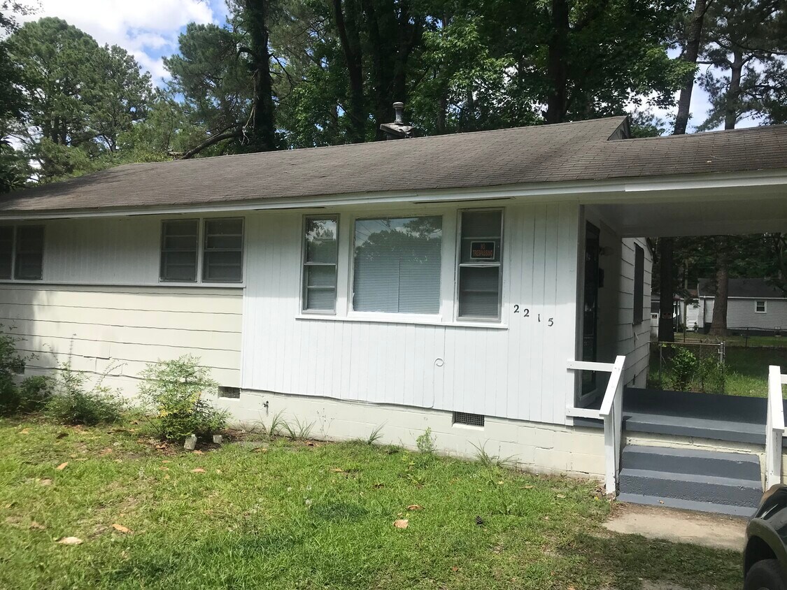 2215 Ivy Rd, Kinston, NC 28501 House Rental in Kinston, NC