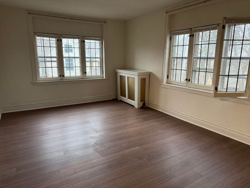 Foto principal - 2218 N Summit Ave