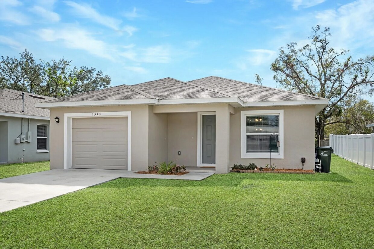 Primary Photo - Ready for immediate occupancy!
