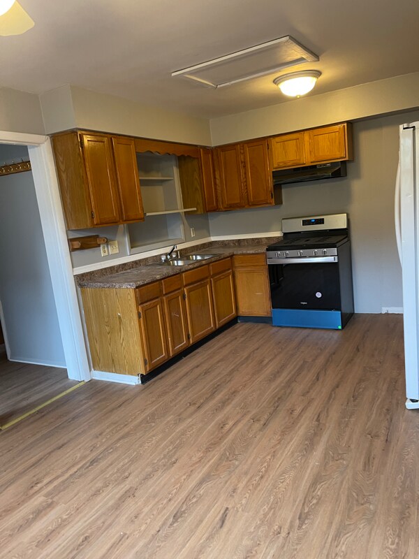 11 Ellendale Dr, Albany, NY 12205 Townhome Rentals in Albany NY