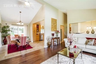 Building Photo - 11016 Westridge Pl