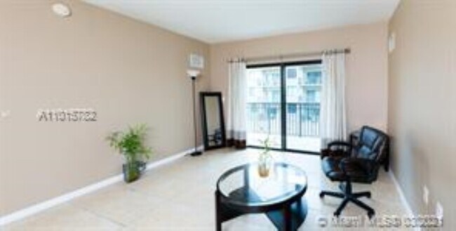 Foto del edificio - 3530 SW 22nd St