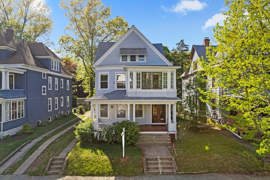 Primary Photo - 40 Hubinger St