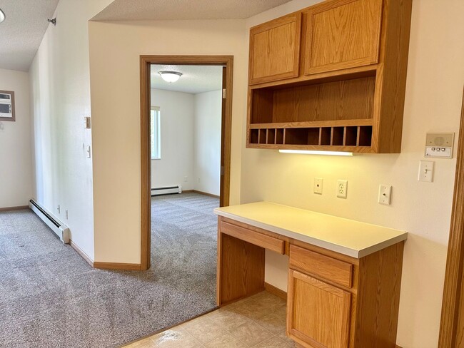Building Photo - 4431 Calico Dr S
