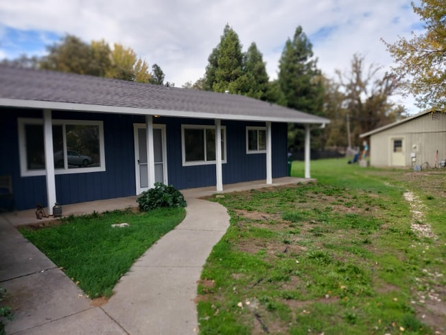 Building Photo - 10322 Daffodil Ct