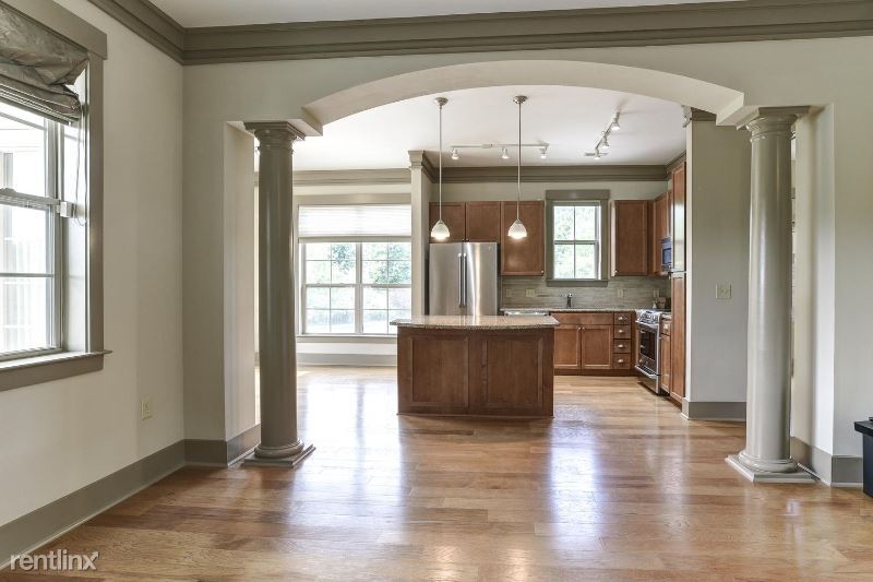 Foto principal - 42 Schenck Pkwy