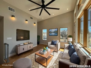 Building Photo - 1107 S Cherry St