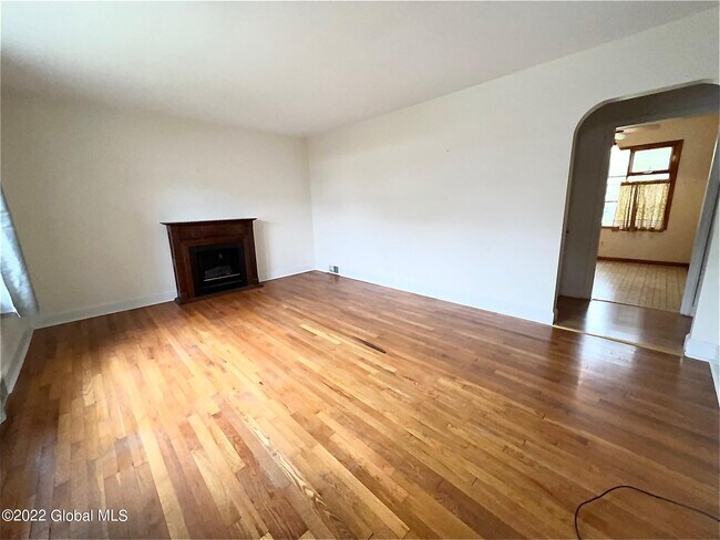 Building Photo - 1829 Osterlitz Ave
