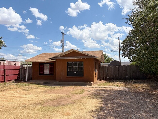 Foto del edificio - 3111 Amherst St