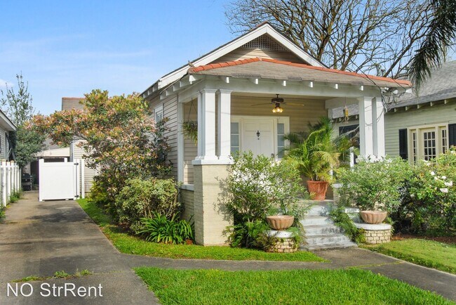 Building Photo - 2 br, 1 bath House - 934 Friscoville Ave.
