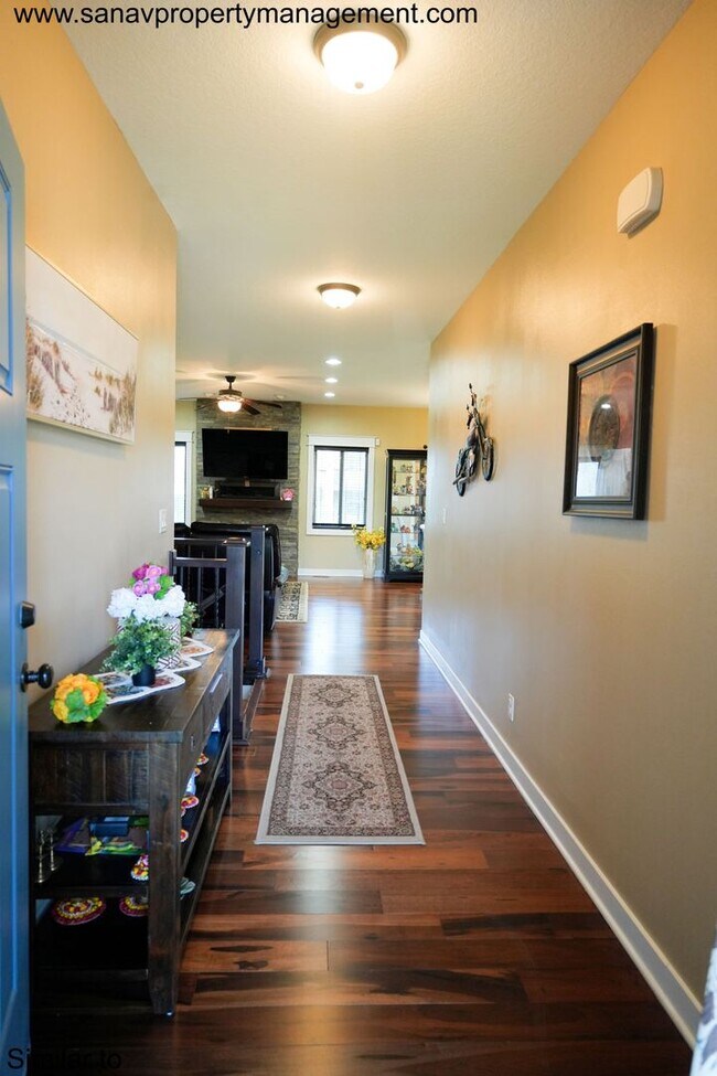 Foto del edificio - 14820 Horton Ave