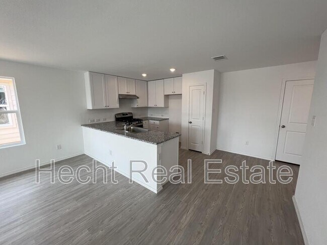 Building Photo - 2938 Shore Lark