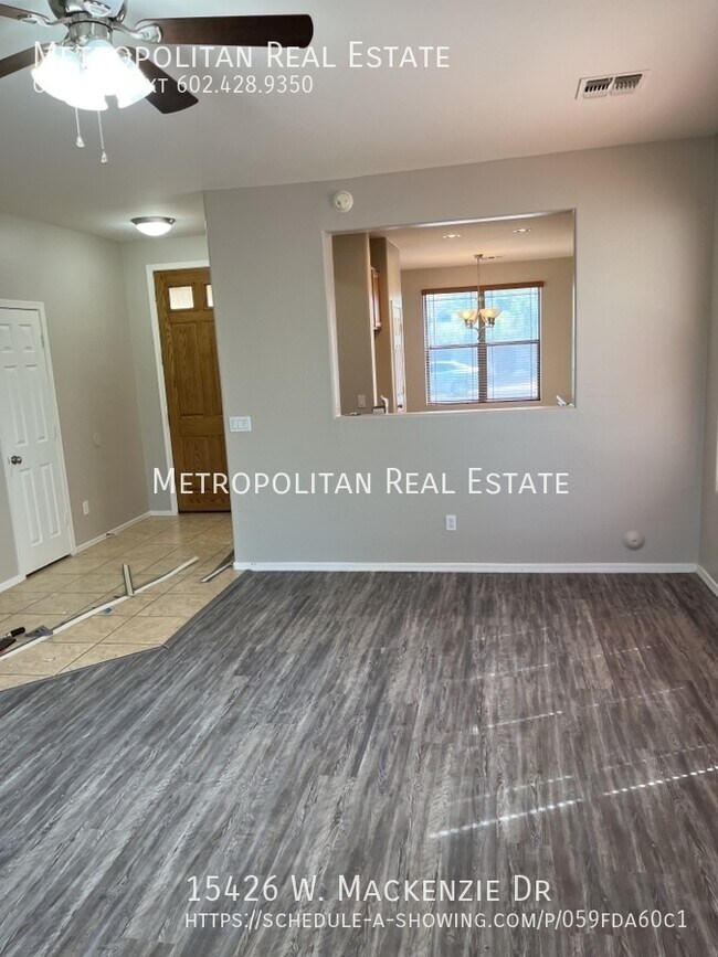 Building Photo - 15426 W MacKenzie Dr