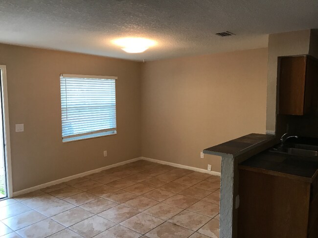 Foto del edificio - 8518 N Mulberry St