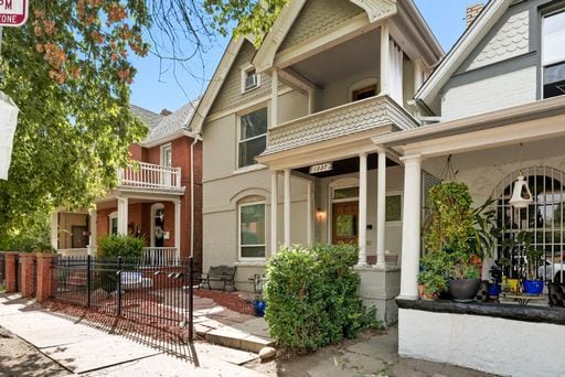 Charming 1-Bedroom Apartment in Desirable ... - Charming 1-Bedroom Apartment in Desirable ...