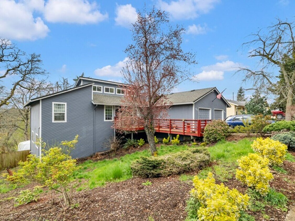 42454247 Imperial Dr Unit 4245, West Linn, OR 97068 Room for Rent in West Linn, OR