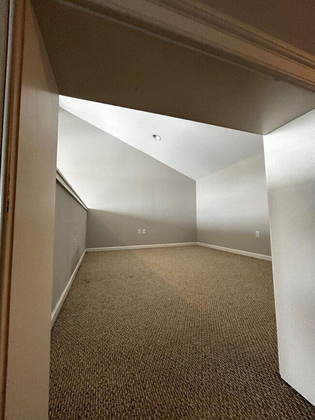 Foto del edificio - 970 Ridge Ave