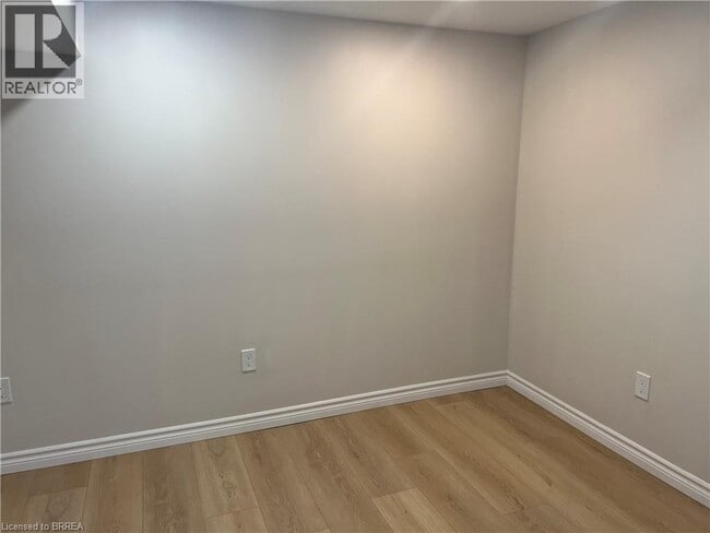 Building Photo - 193 William St