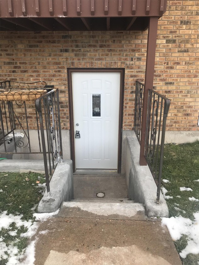 Primary Photo - 505 Shoshoni St