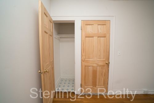 Building Photo - 21-31-31 27th St