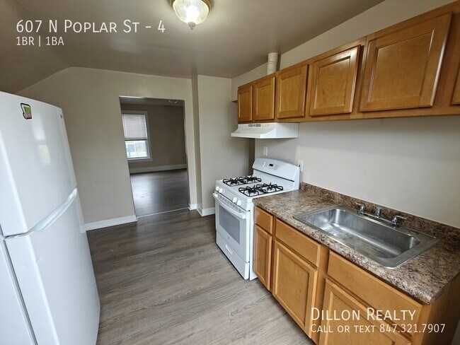 Foto del edificio - 607 N Poplar St