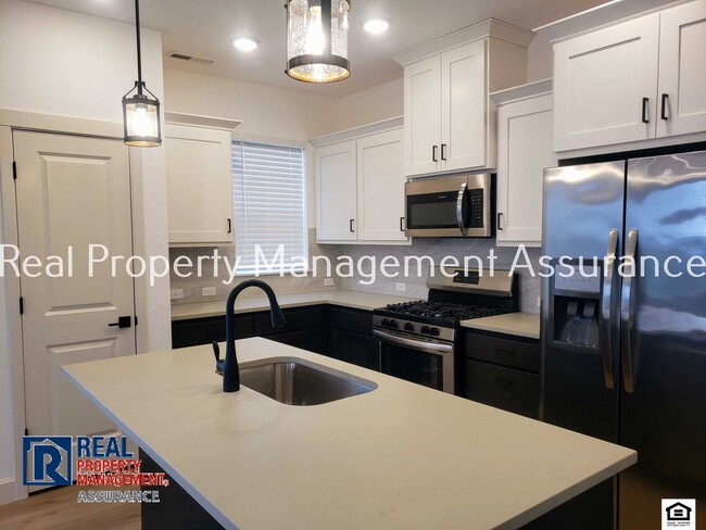 Foto del edificio - 7498 SE Monarch Ln