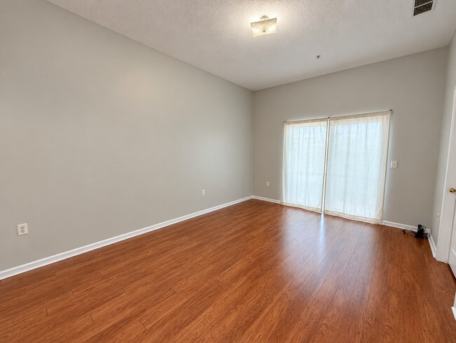 Foto del edificio - Timothy Landing Condos