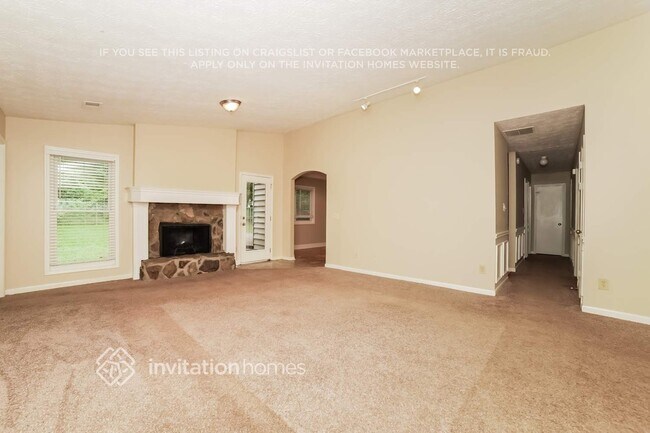 Foto del edificio - 4393 Fielding Ln