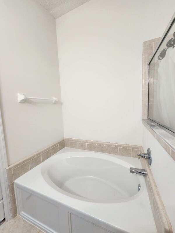 Foto del edificio - 6126 Morse Glen Ct