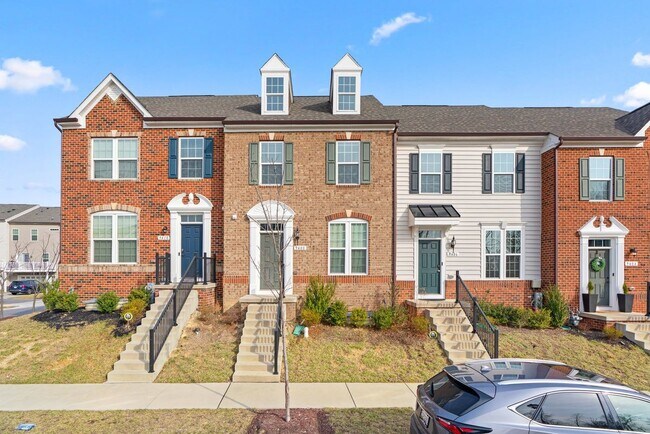 Foto del edificio - 9408 Adelaide Ln