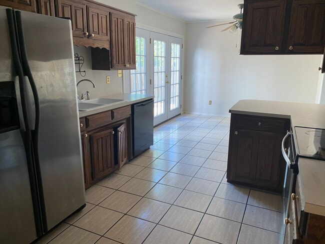 Building Photo - Gorgeous Greenacres Home