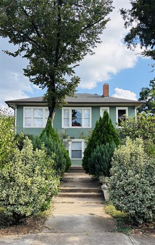 Building Photo - 4616 East Side Ave