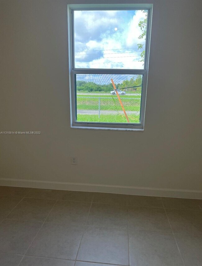 Foto del edificio - 18448 SW 136 Ct