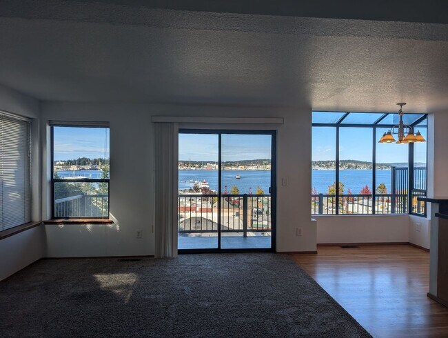 Building Photo - AMAZING VIEWS, VIEWS AND MORE VIEWS, Off s...