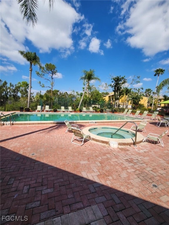 Foto del edificio - 2929 Winkler Ave