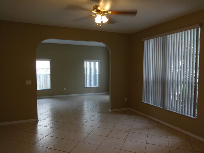 Foto del edificio - 1268 Foxforrest Cir